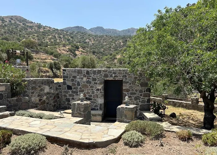 Loutra Olive Gardens Stone House #1 * Mandrákion